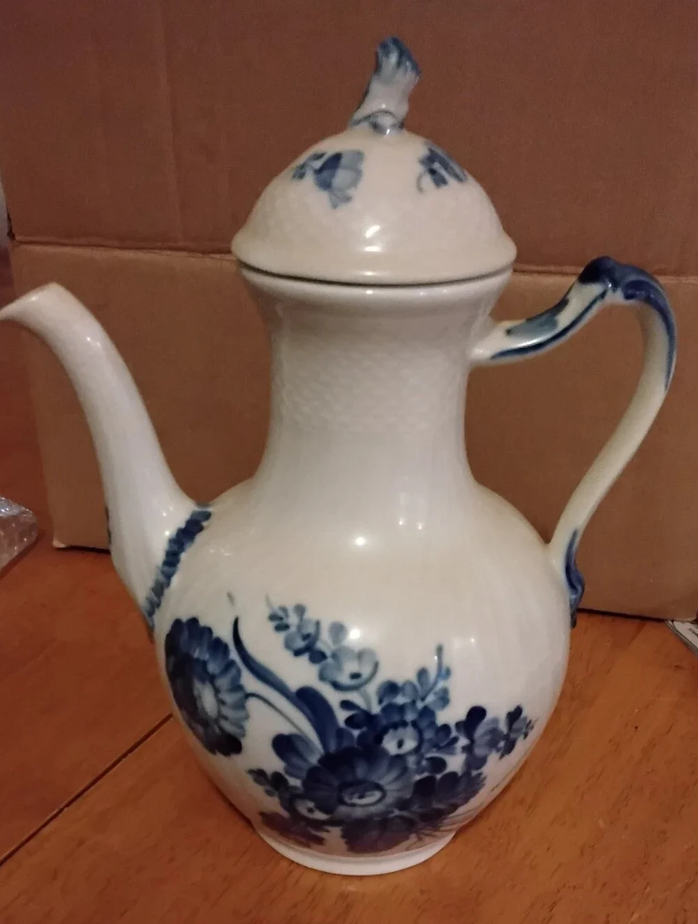 8 Piece Royal Copenhagen Tea Set Blue Flowers (Bia Blomst Svejfet) Pattern